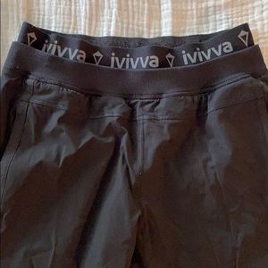 EUC Ivivva Black fully lined warm up pants.